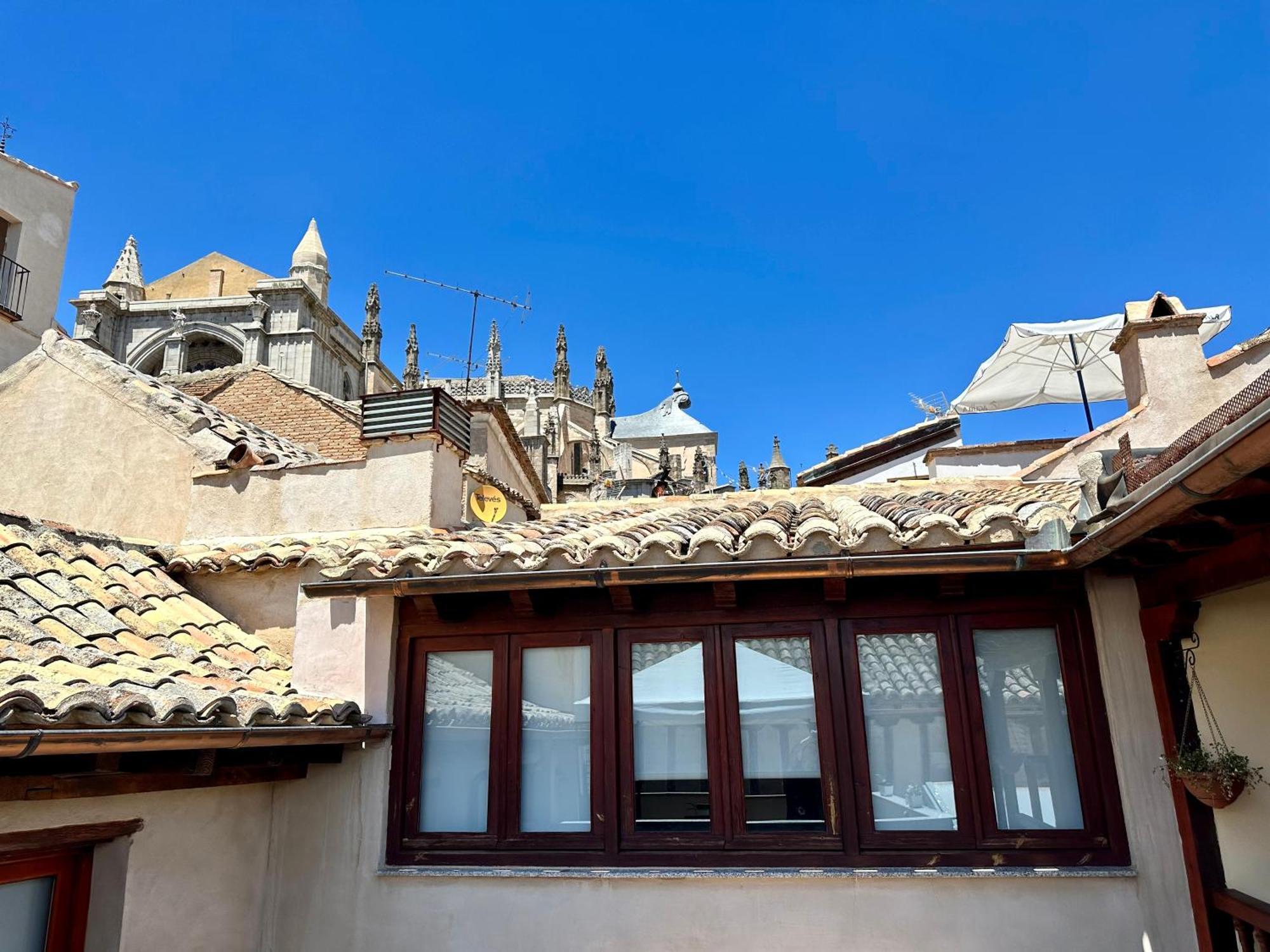 Apartamento Canonigo - Terraza Con Vistas 托萊多 外观 照片
