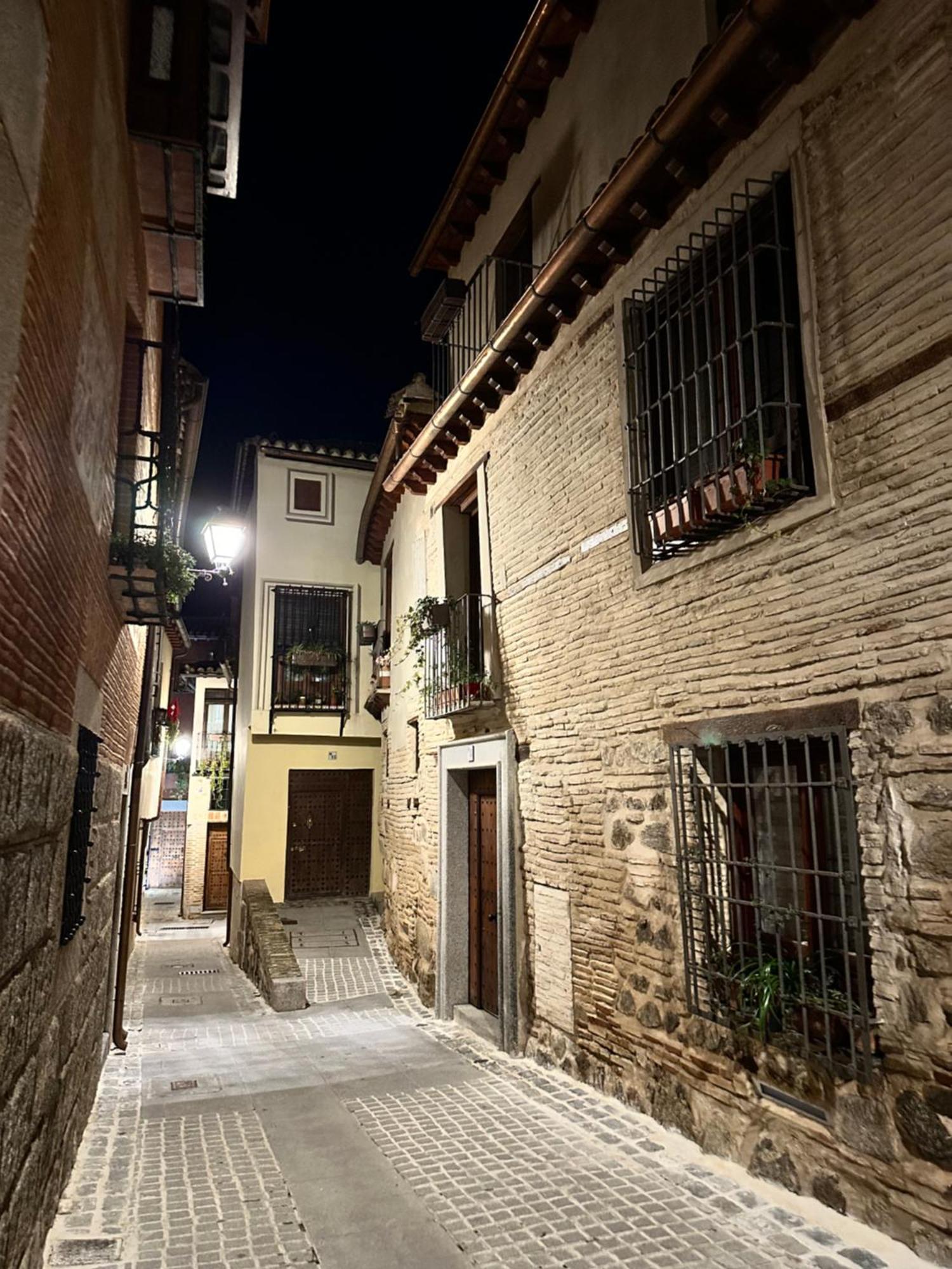 Apartamento Canonigo - Terraza Con Vistas 托萊多 外观 照片